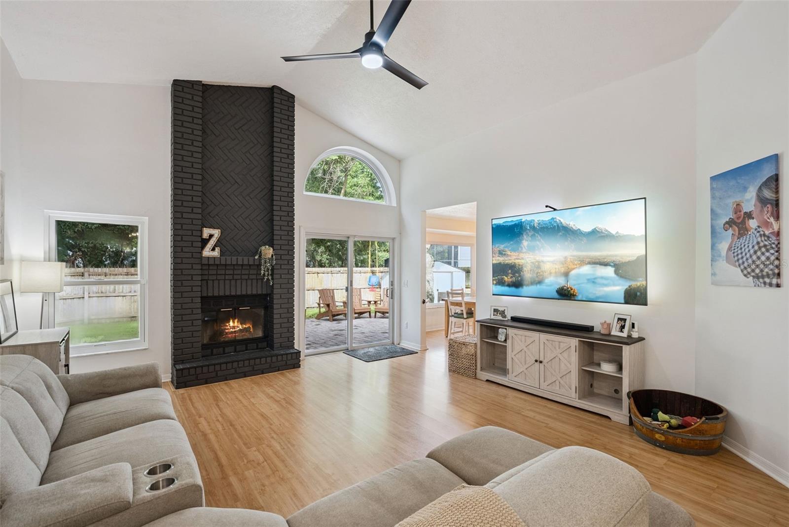 HYDE PARK - Residential