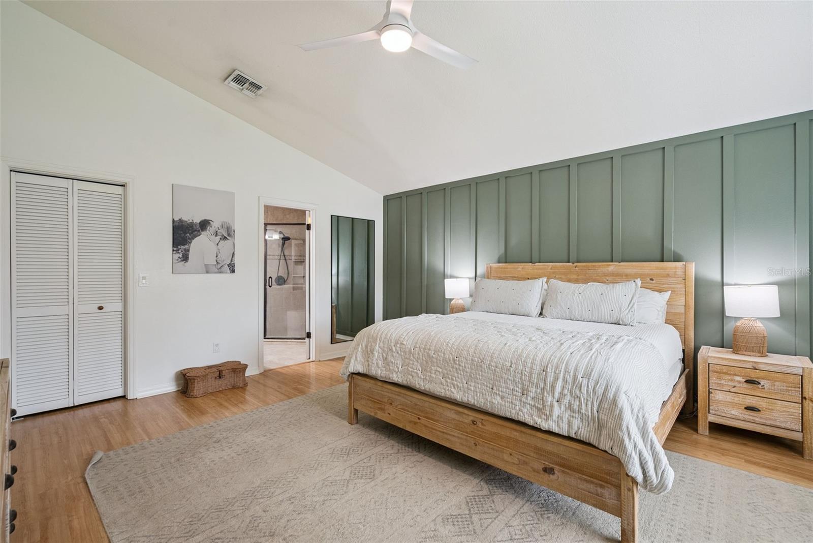 HYDE PARK - Residential