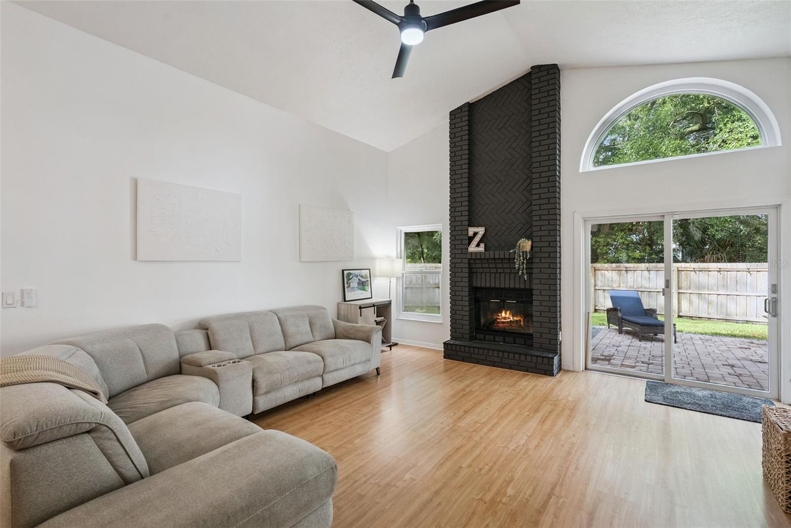 HYDE PARK - Residential