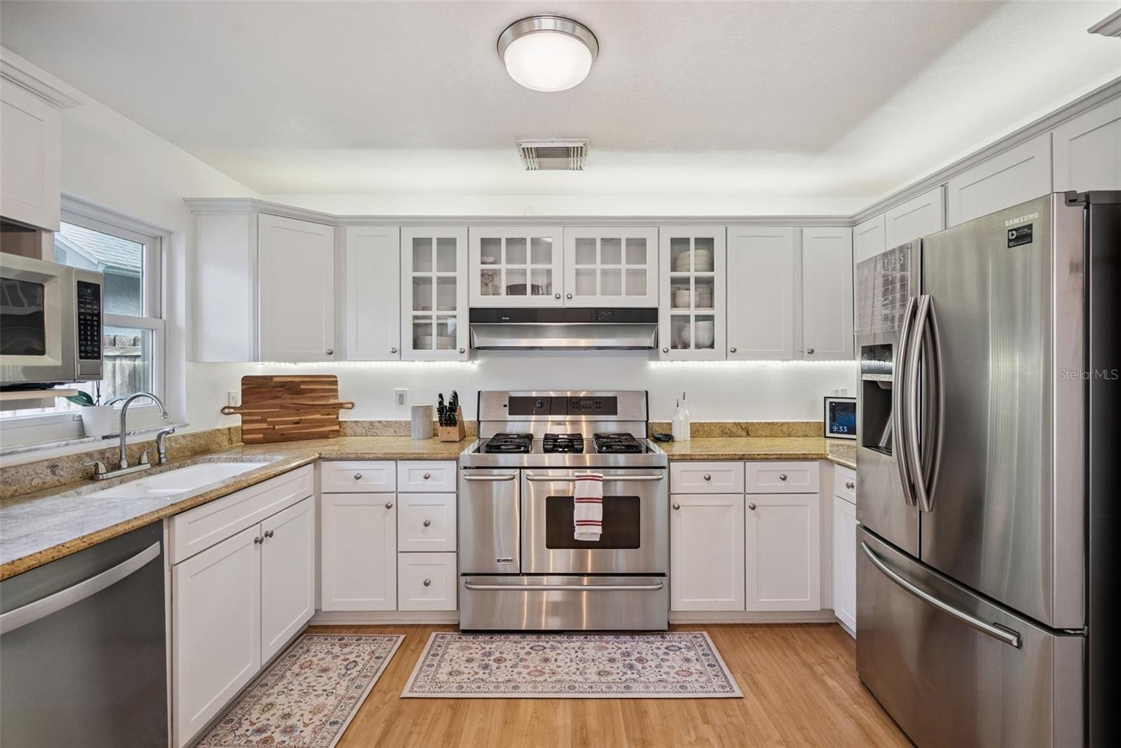 HYDE PARK - Residential