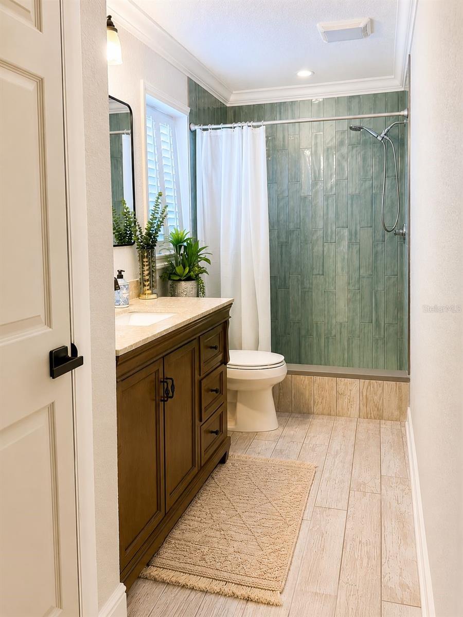 BAY CREST PARK UNIT 16 - Residential