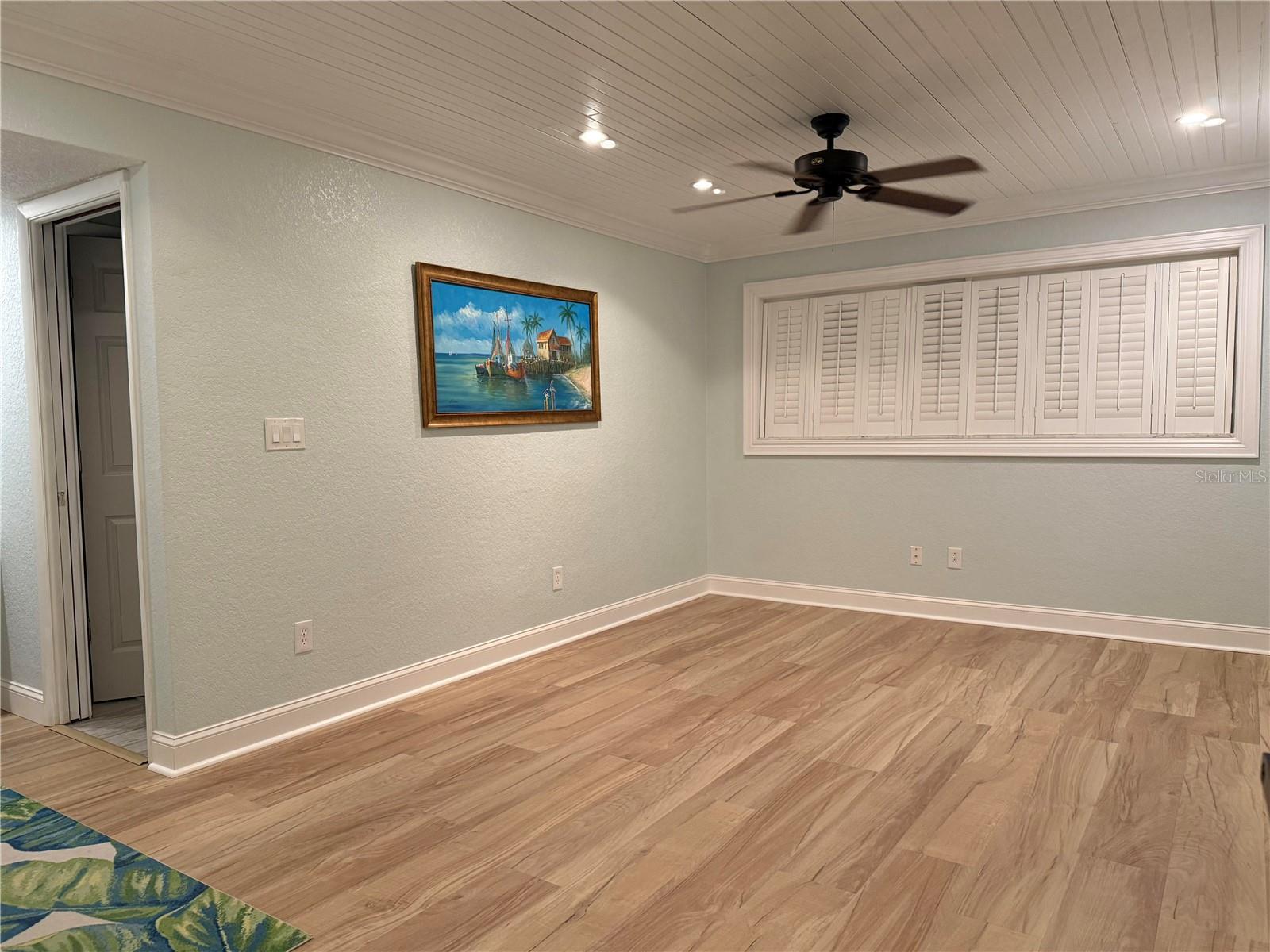 BAY CREST PARK UNIT 16 - Residential