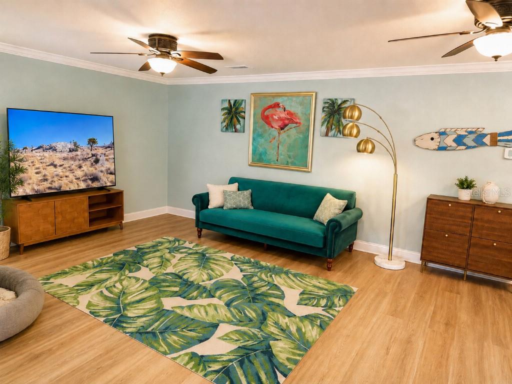 BAY CREST PARK UNIT 16 - Residential