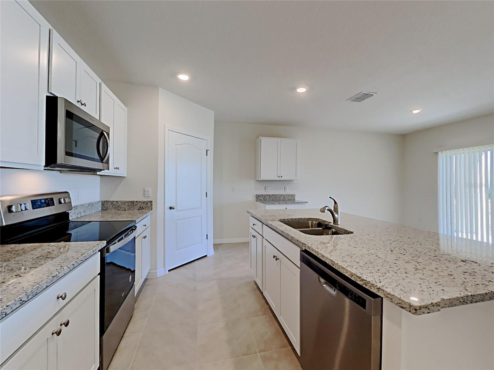 ARBORWOOD PH 1-A - Residential Lease
