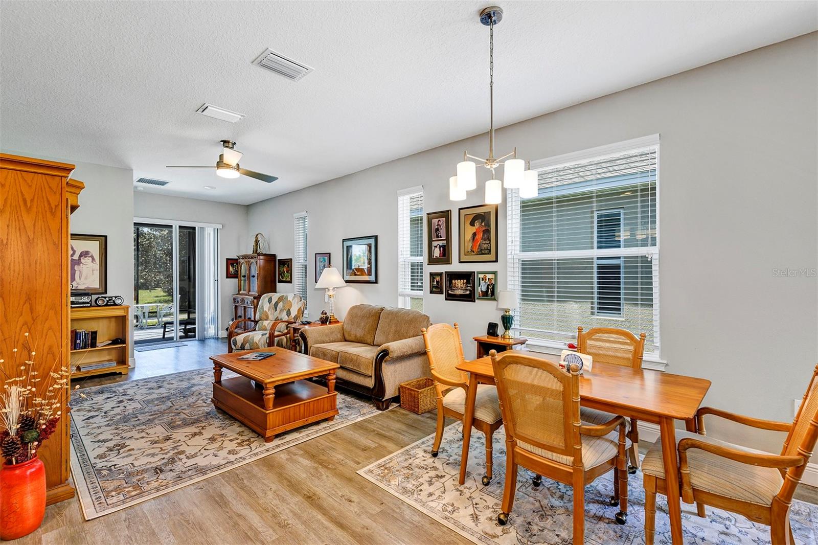 LEESBURG ARLINGTON RIDGE PH 1-C - Residential