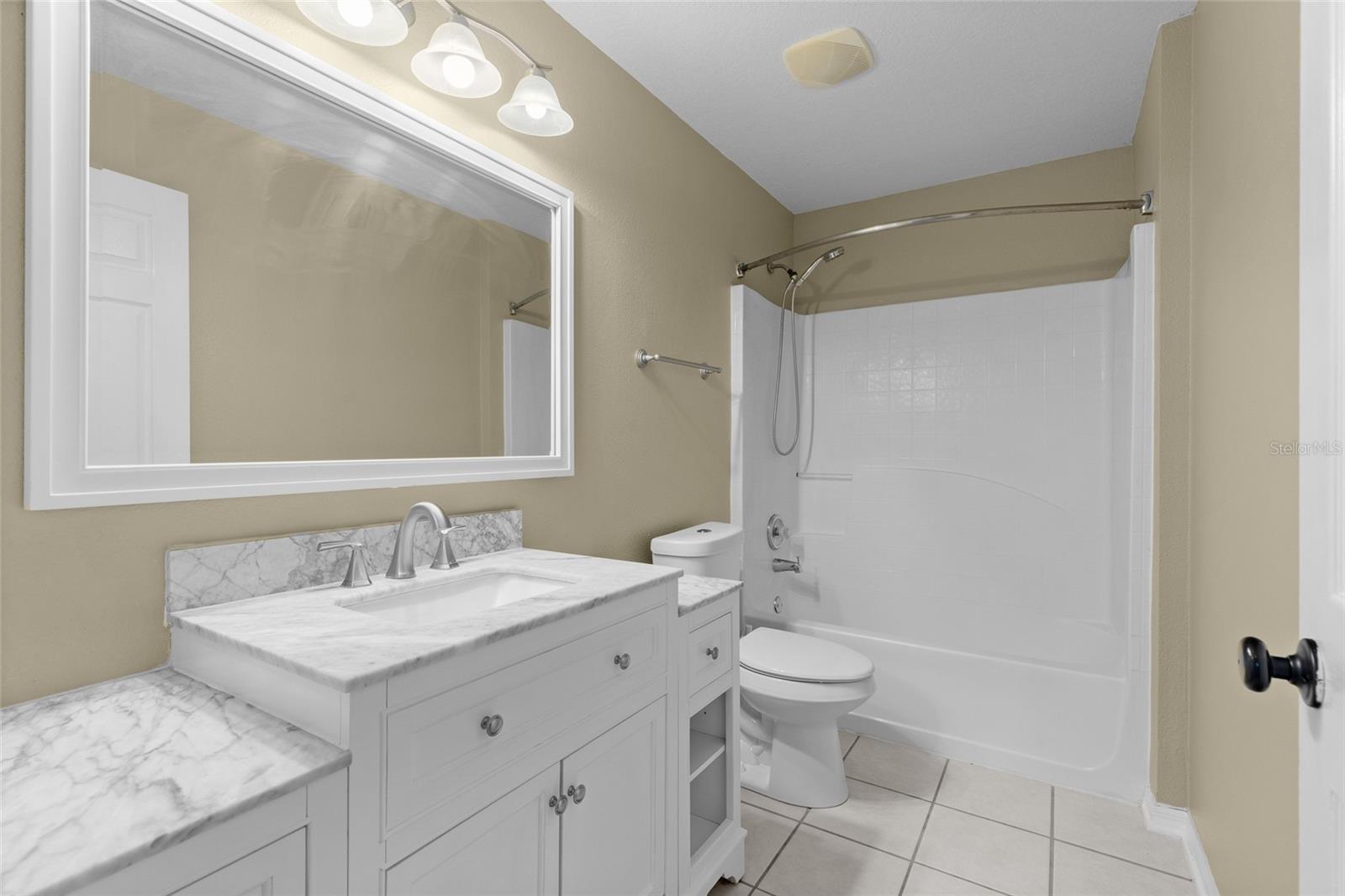 GROVELAND HIDDEN LAKES ESTATES - Residential