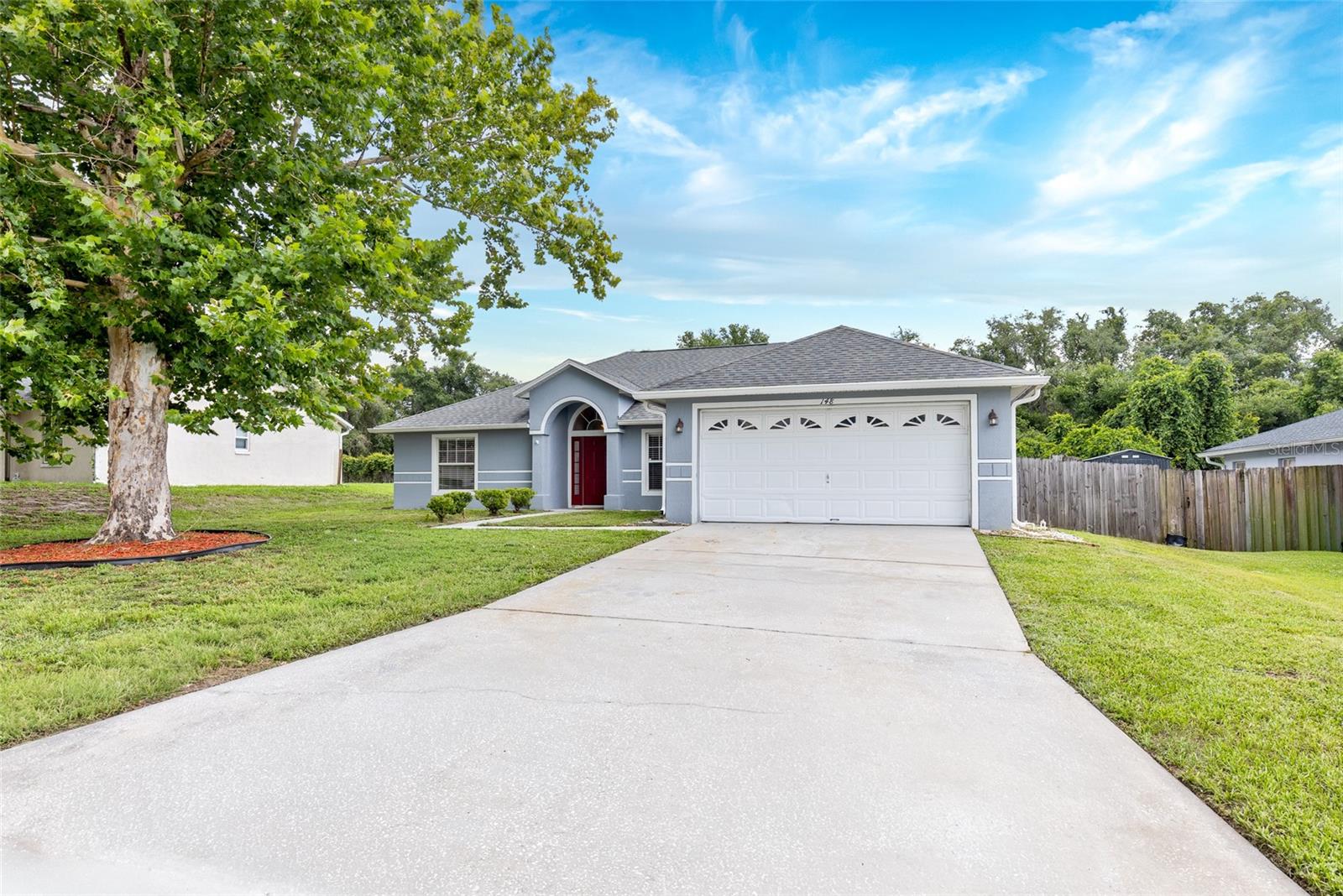 GROVELAND HIDDEN LAKES ESTATES - Residential