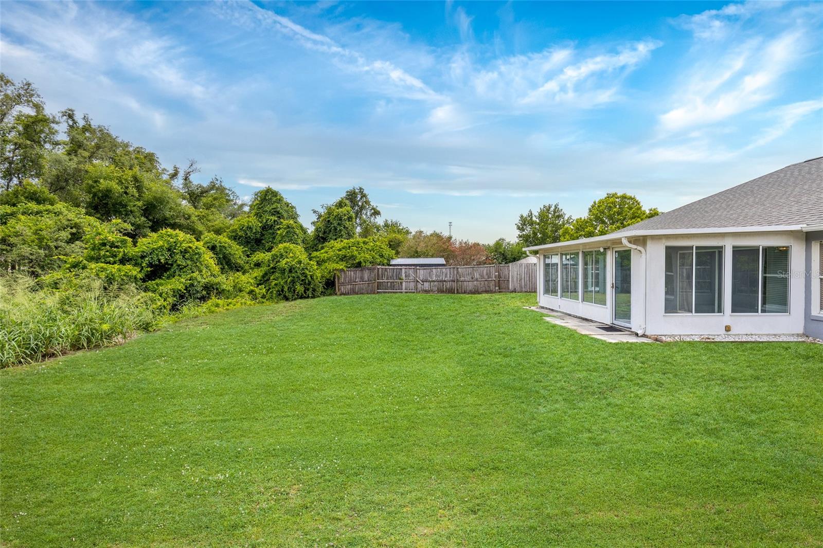 GROVELAND HIDDEN LAKES ESTATES - Residential