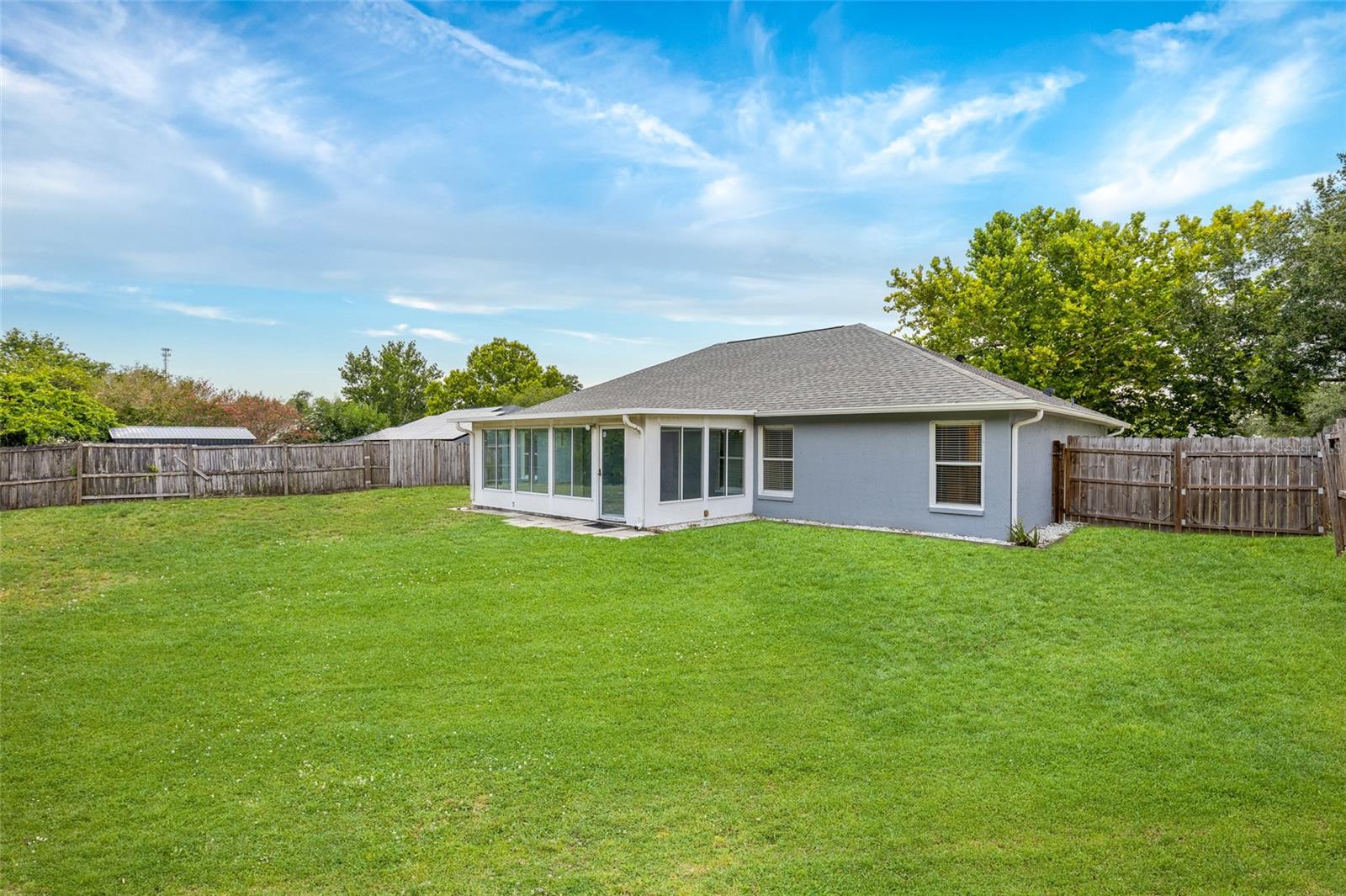 GROVELAND HIDDEN LAKES ESTATES - Residential