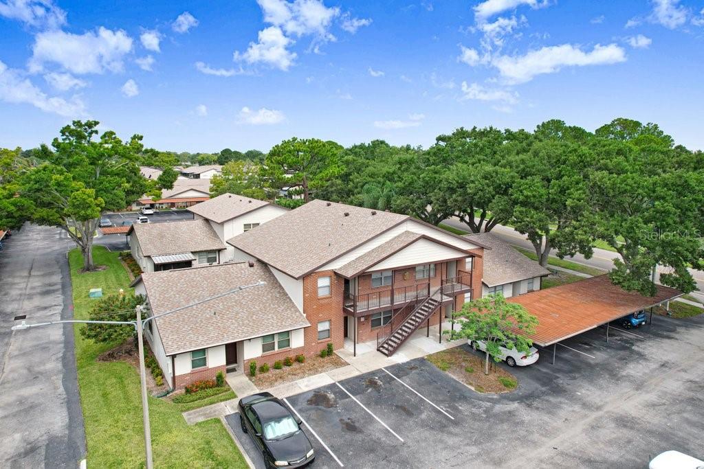 VILLAS AT COUNTRYSIDE THE - Residential