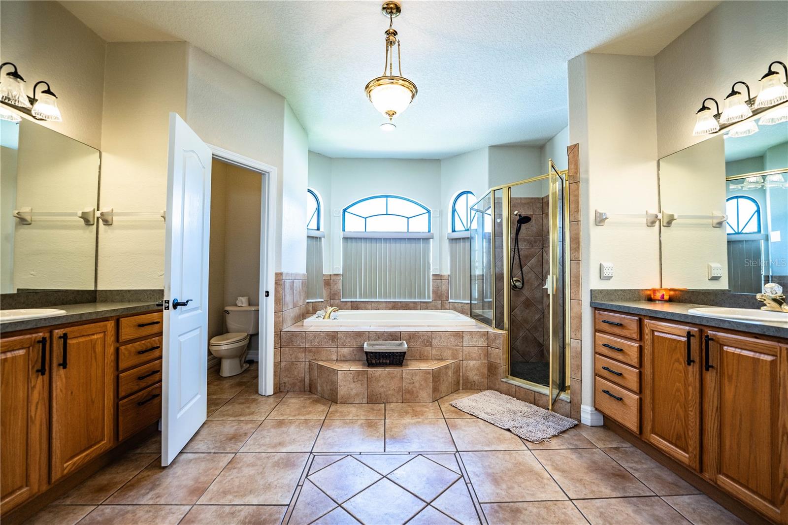 MAGNOLIA CHASE - Residential