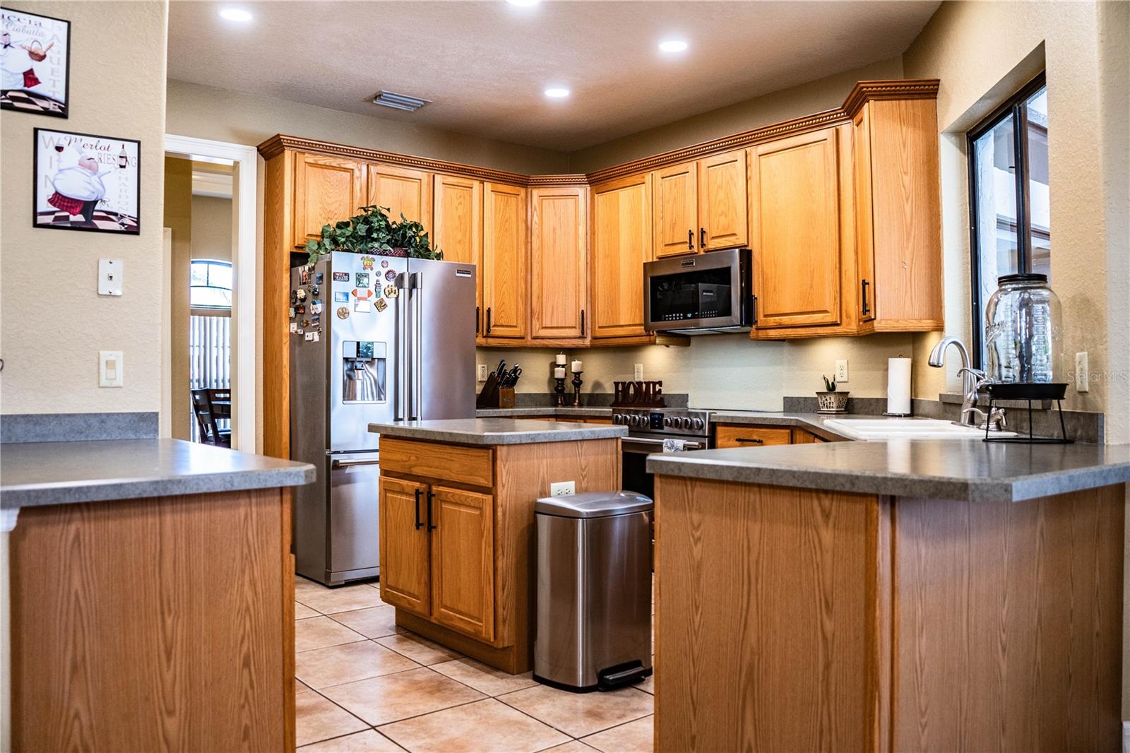 MAGNOLIA CHASE - Residential