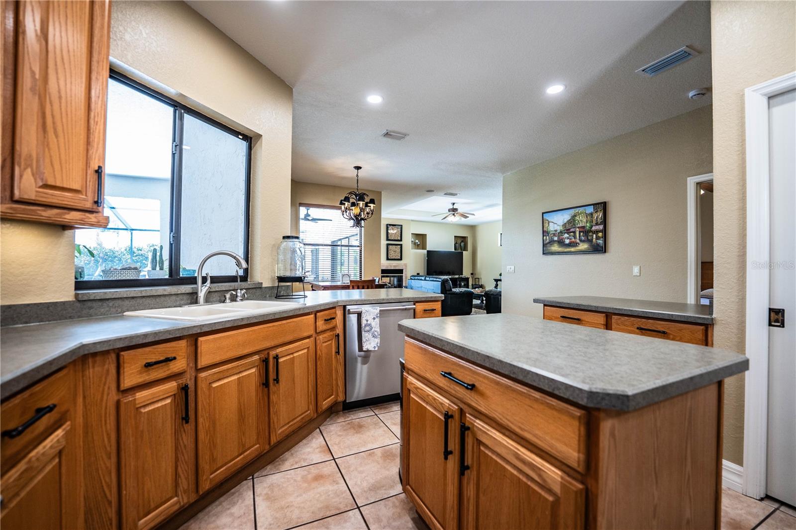 MAGNOLIA CHASE - Residential