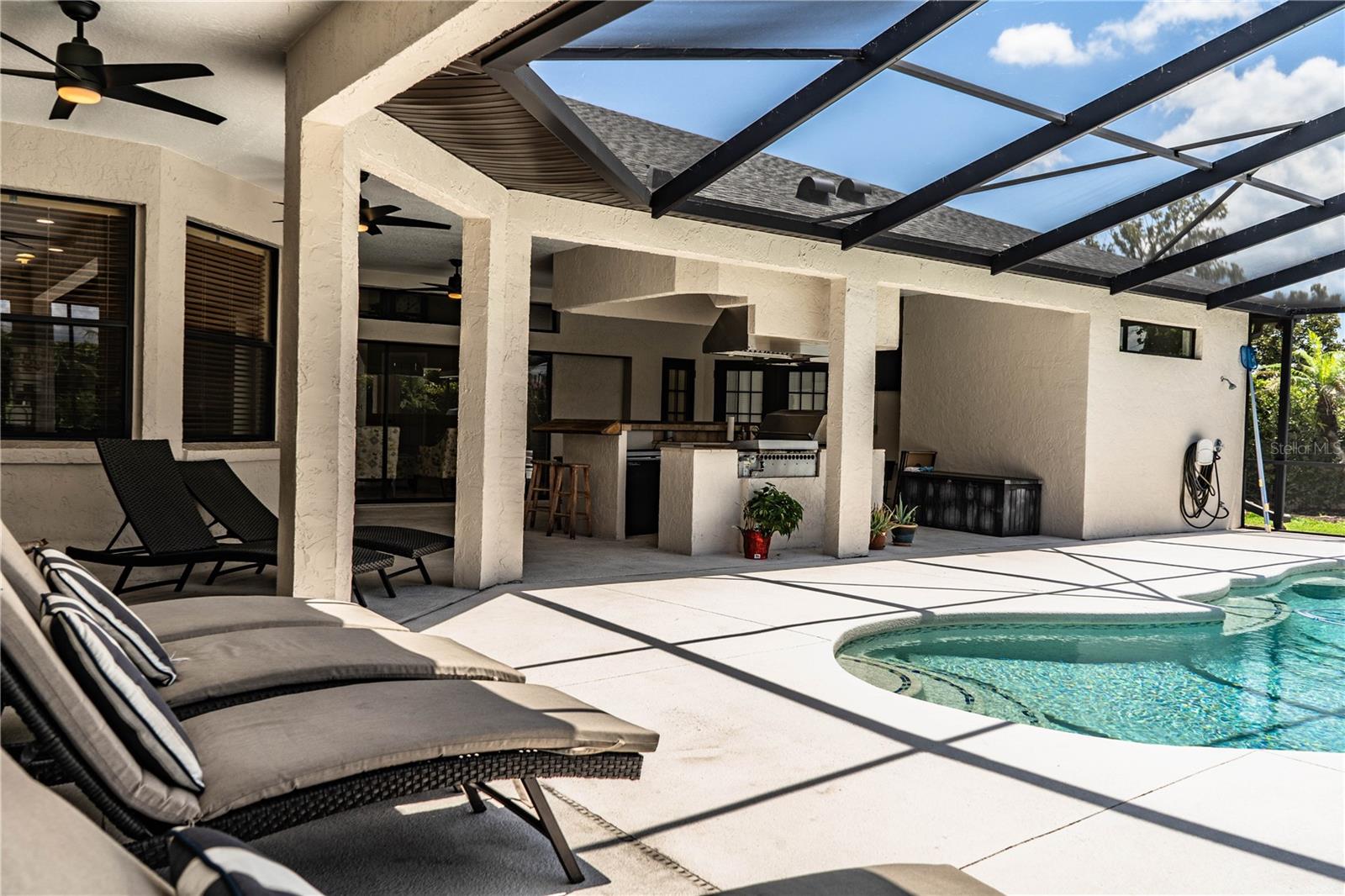 MAGNOLIA CHASE - Residential