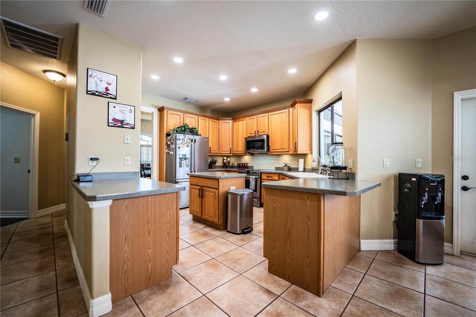 MAGNOLIA CHASE - Residential