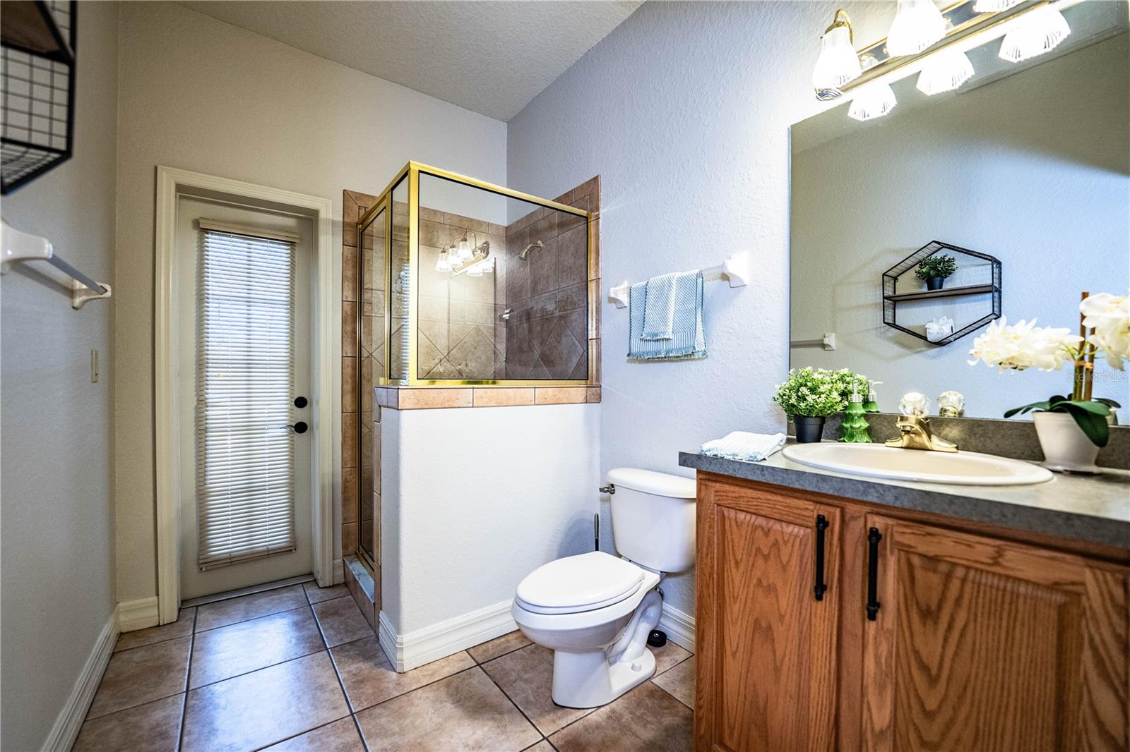 MAGNOLIA CHASE - Residential
