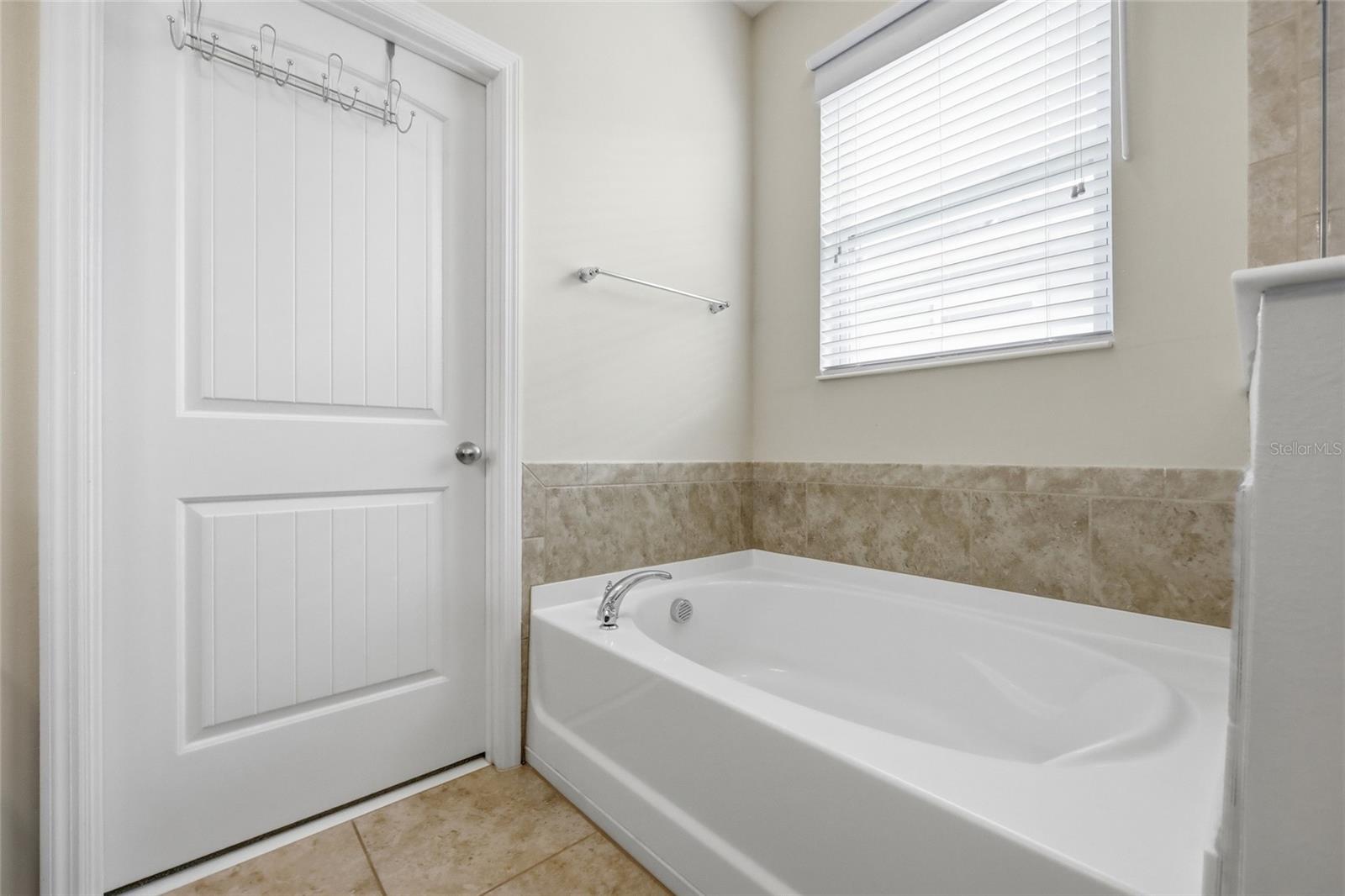 DRAYTON-PRESTON WOODS/PROVIDEN - Residential