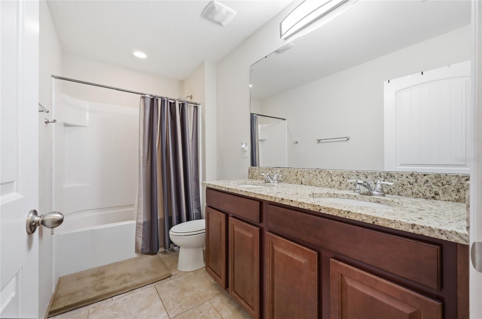 DRAYTON-PRESTON WOODS/PROVIDEN - Residential