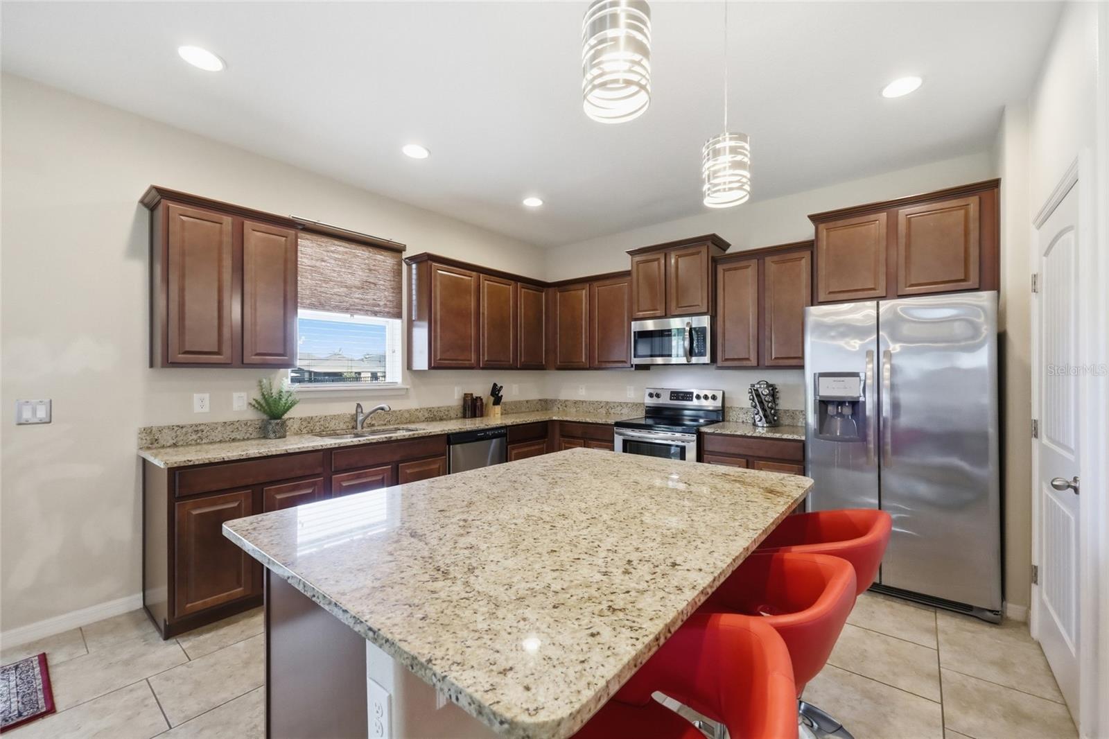 DRAYTON-PRESTON WOODS/PROVIDEN - Residential