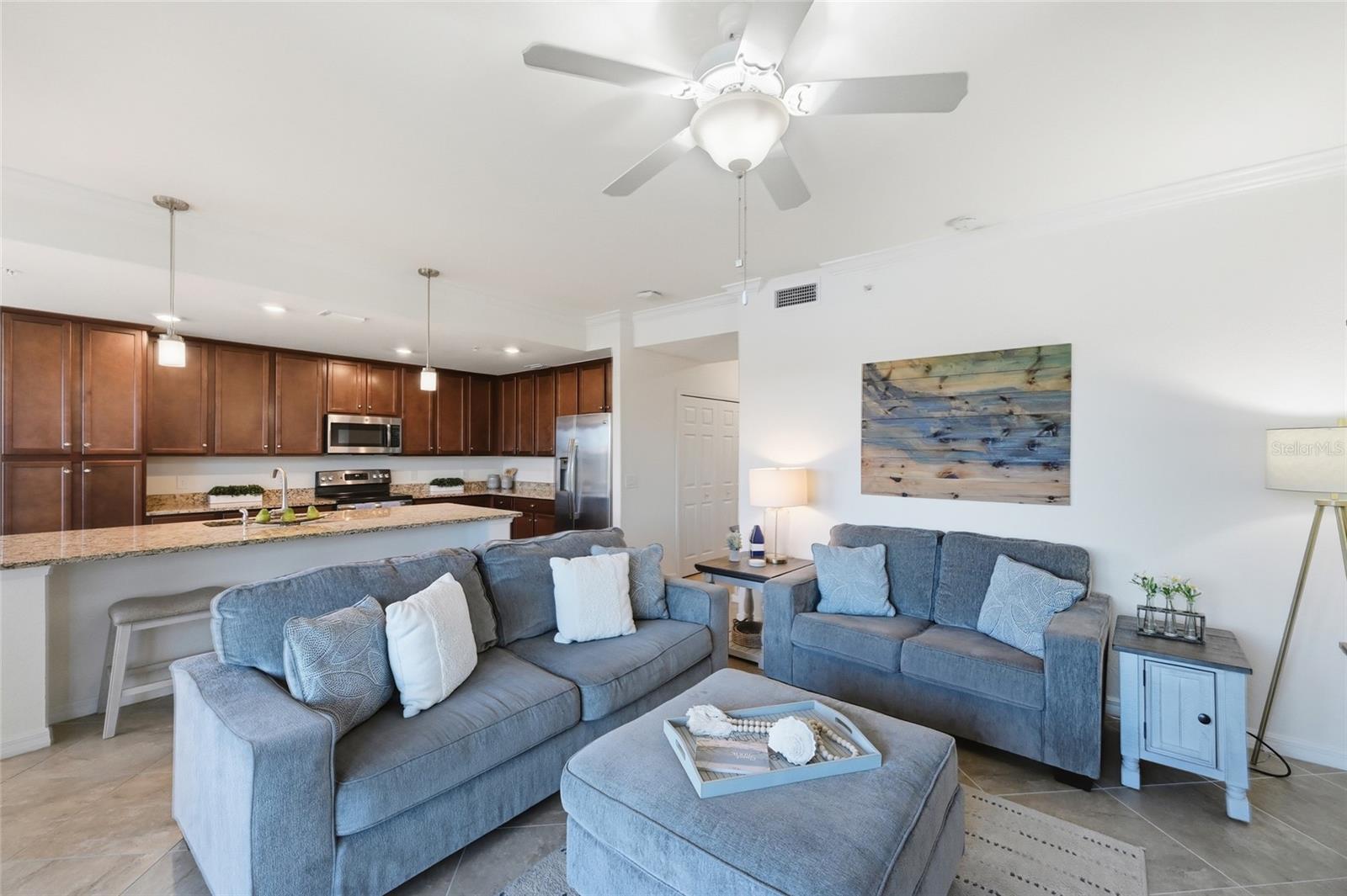 LAKEWOOD NATIONAL - Residential