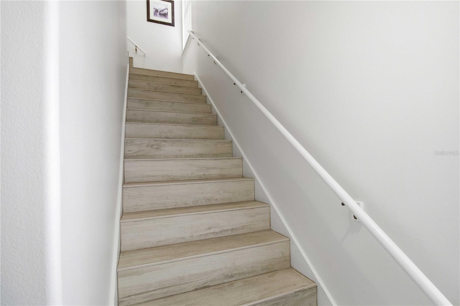 BEACHWALK TWNHMS PH 2 - Residential