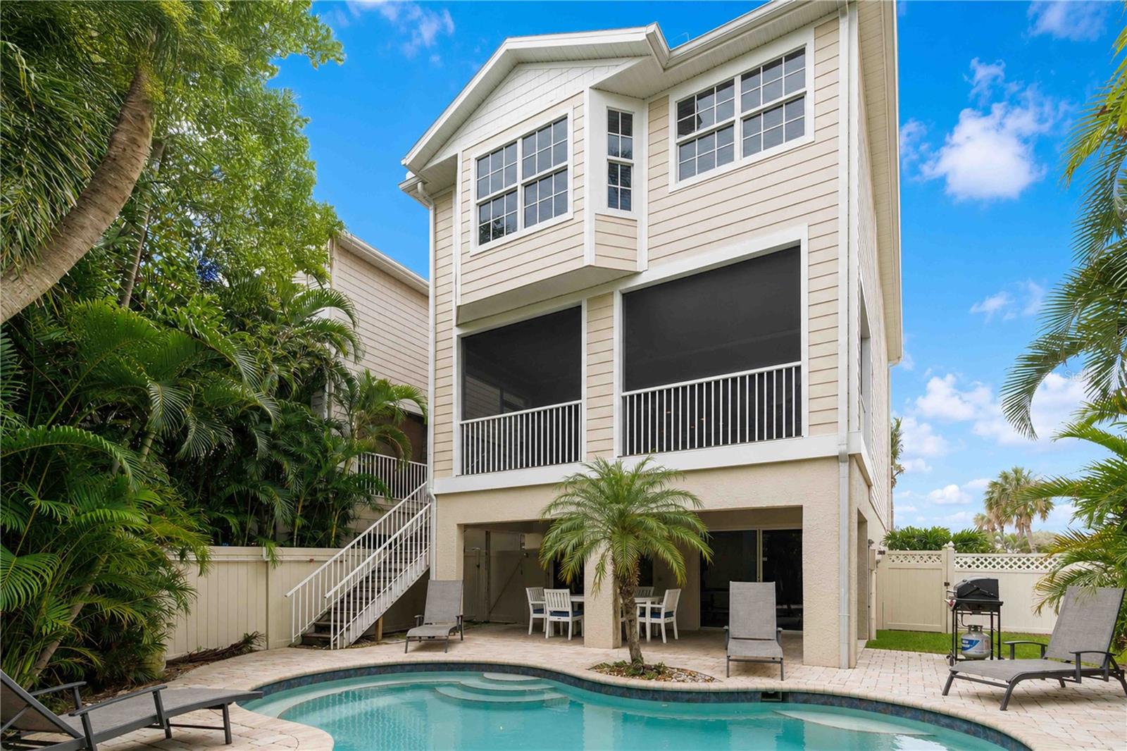 BEACHWALK TWNHMS PH 2 - Residential