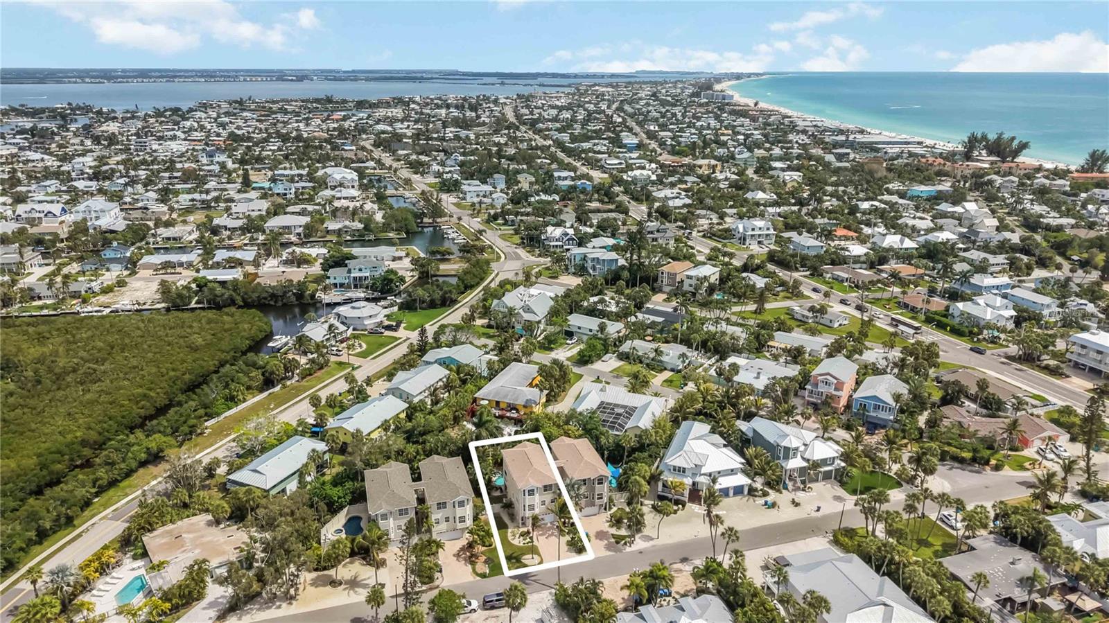 BEACHWALK TWNHMS PH 2 - Residential