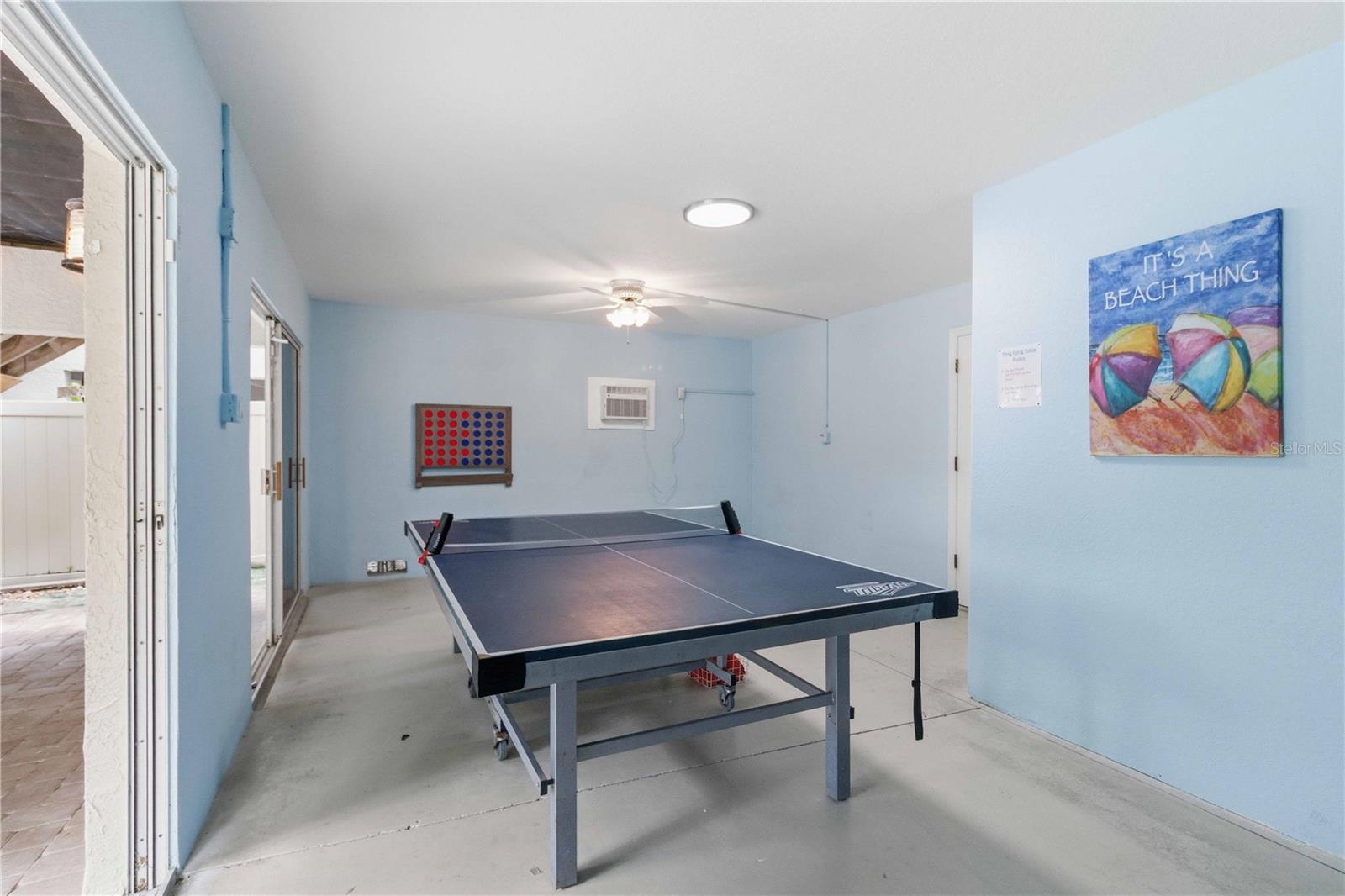 BEACHWALK TWNHMS PH 2 - Residential