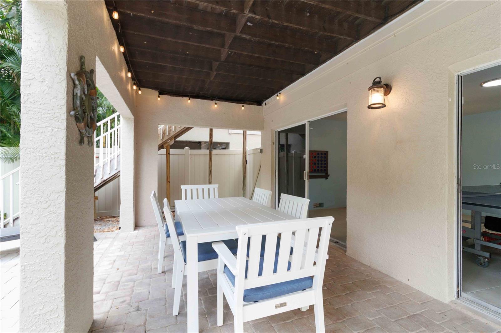 BEACHWALK TWNHMS PH 2 - Residential