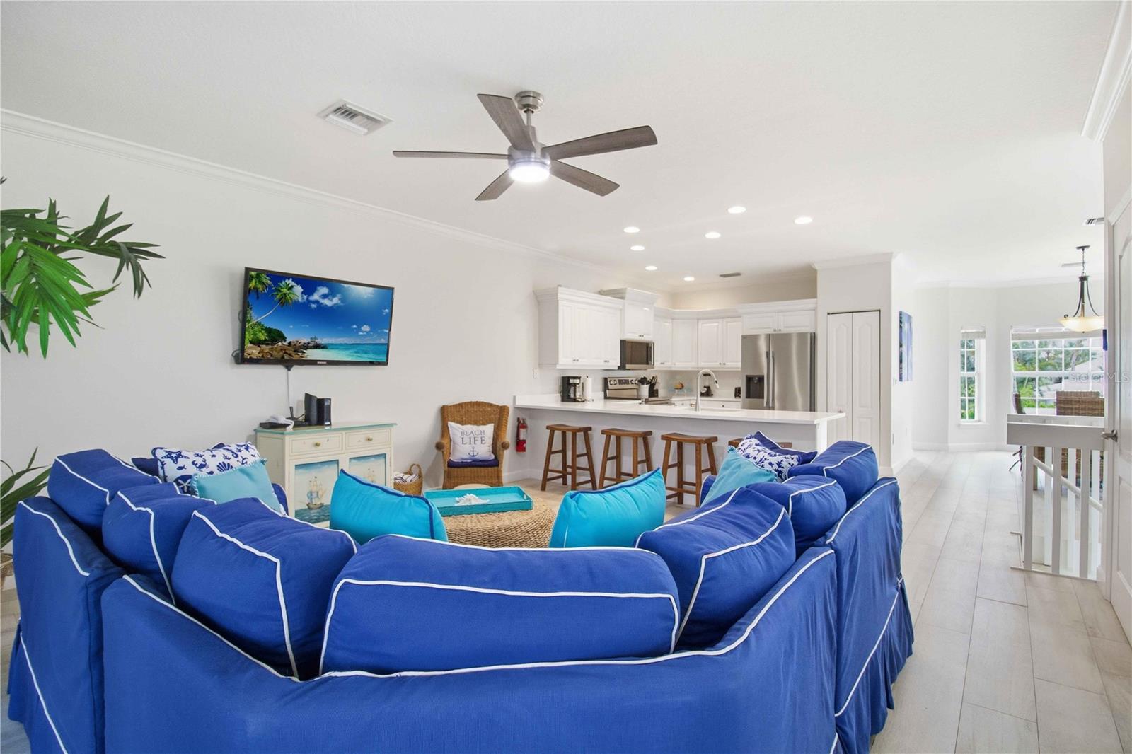 BEACHWALK TWNHMS PH 2 - Residential
