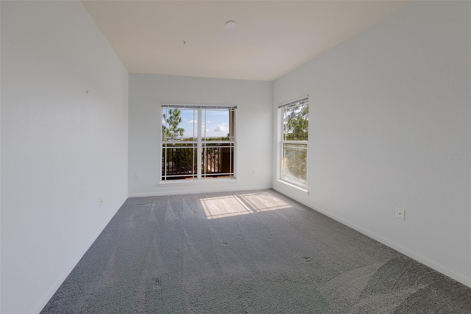 RESIDENCE AT RENAISSANCE - Residential