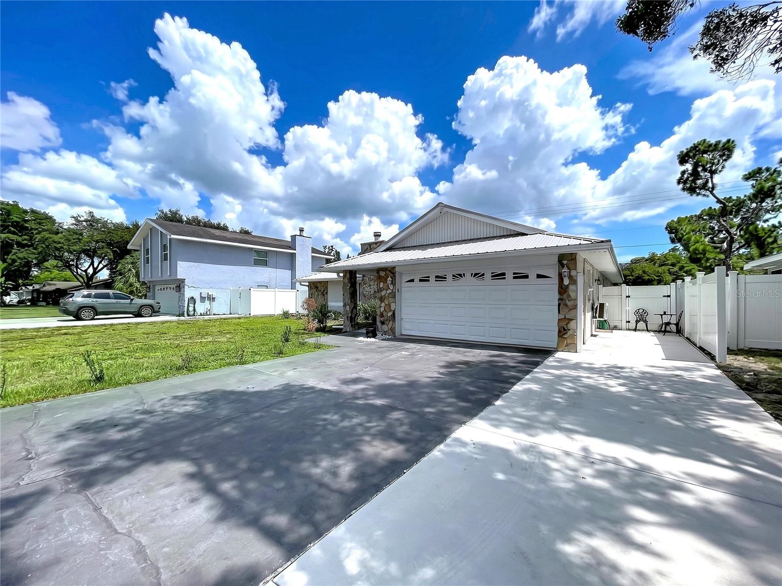 SUGARWOOD GROVE - Residential
