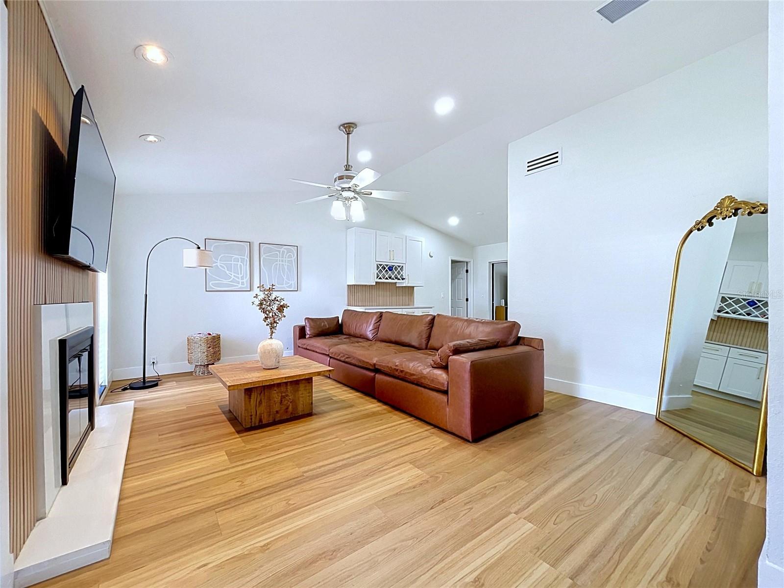 SUGARWOOD GROVE - Residential