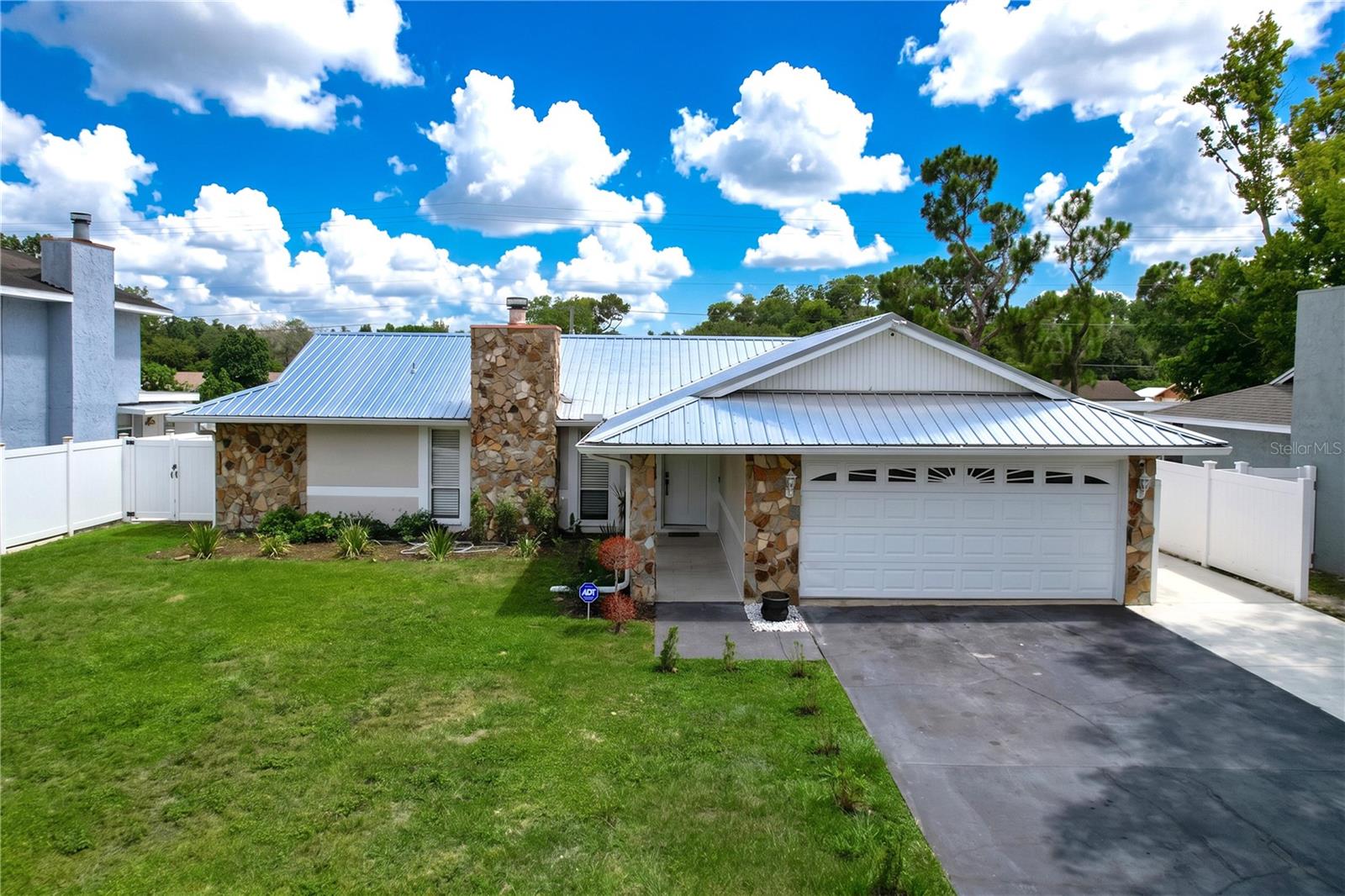 SUGARWOOD GROVE - Residential