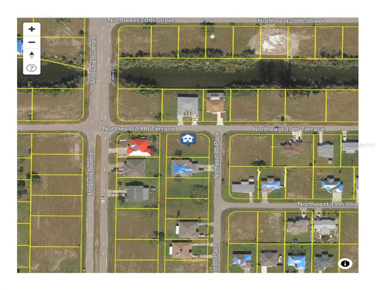 CAPE CORAL - Land