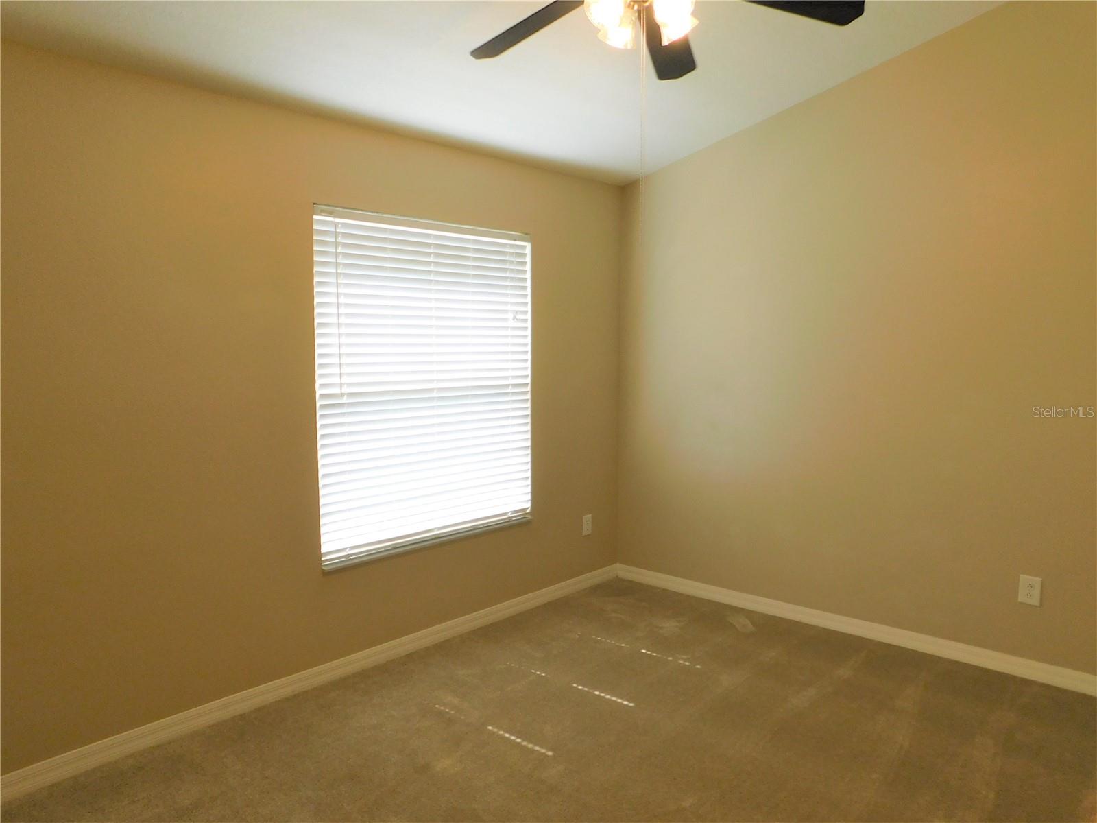 COUNTRY CHASE - Residential Lease