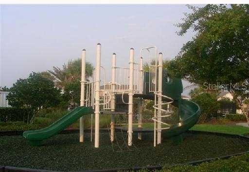COUNTRY CHASE - Residential Lease