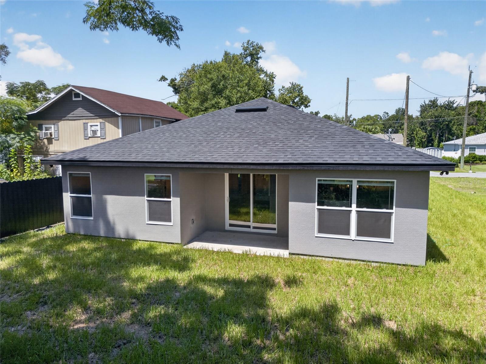 LOCKHARTS SUB - Residential