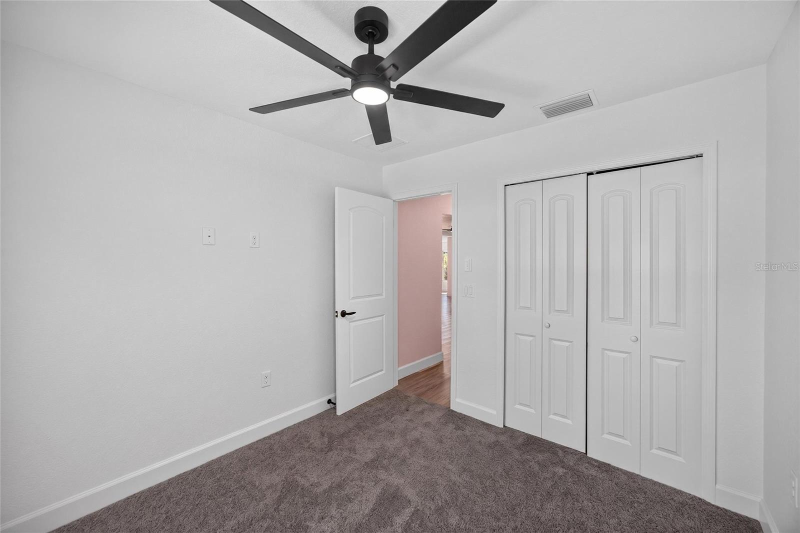 LOCKHARTS SUB - Residential