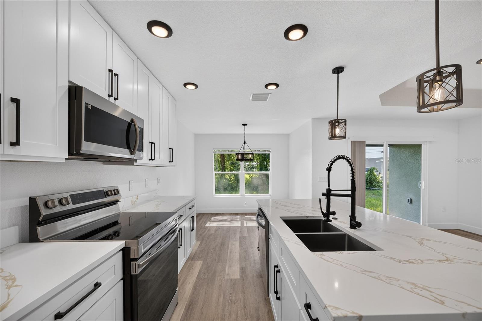 LOCKHARTS SUB - Residential