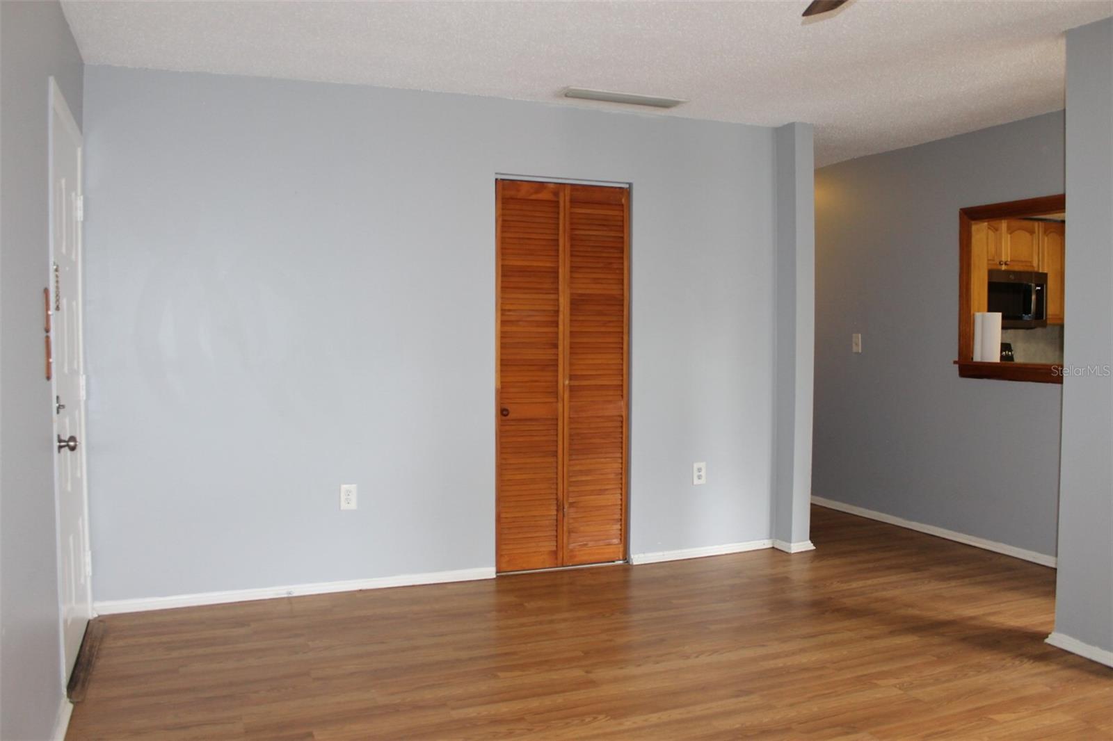 SANDALWOOD THE CONDO - Residential