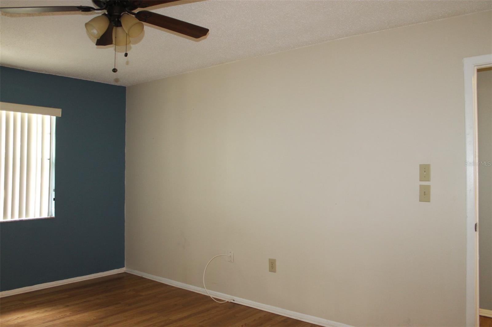 SANDALWOOD THE CONDO - Residential