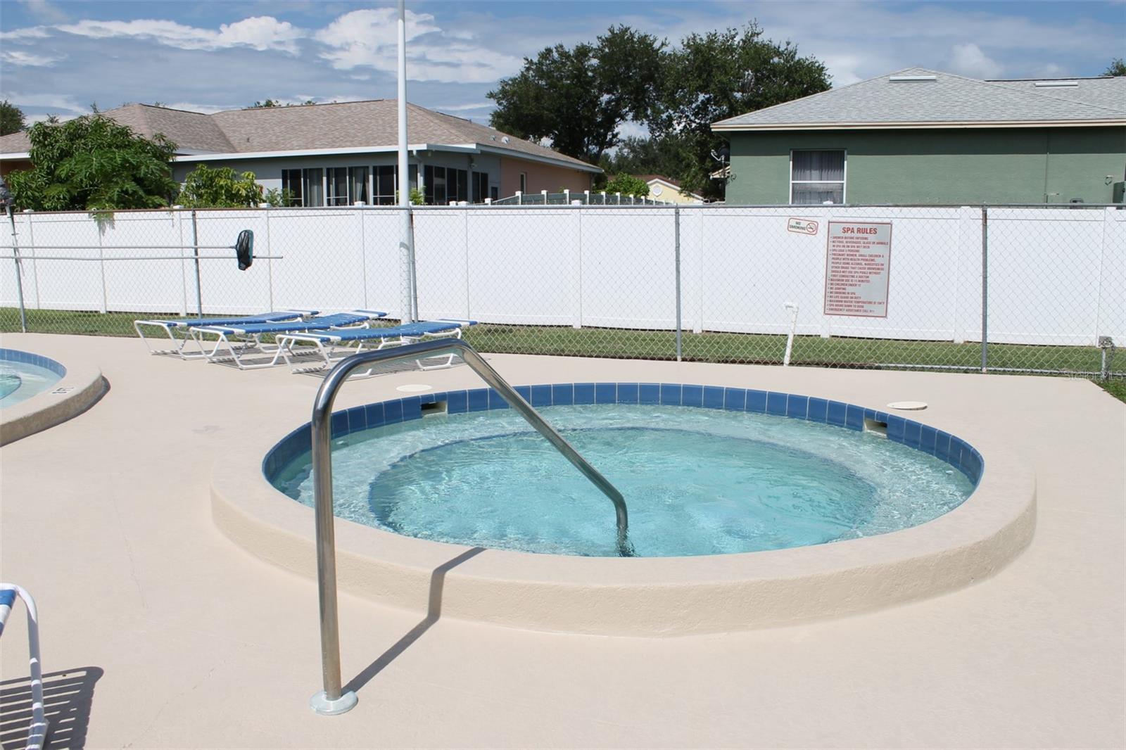 SANDALWOOD THE CONDO - Residential