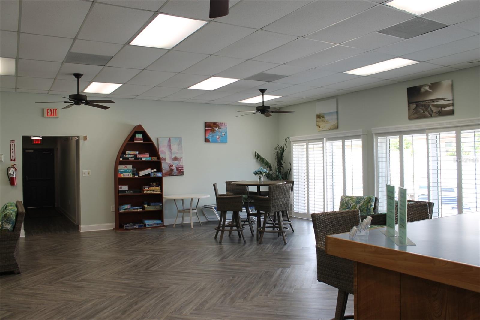 SANDALWOOD THE CONDO - Residential