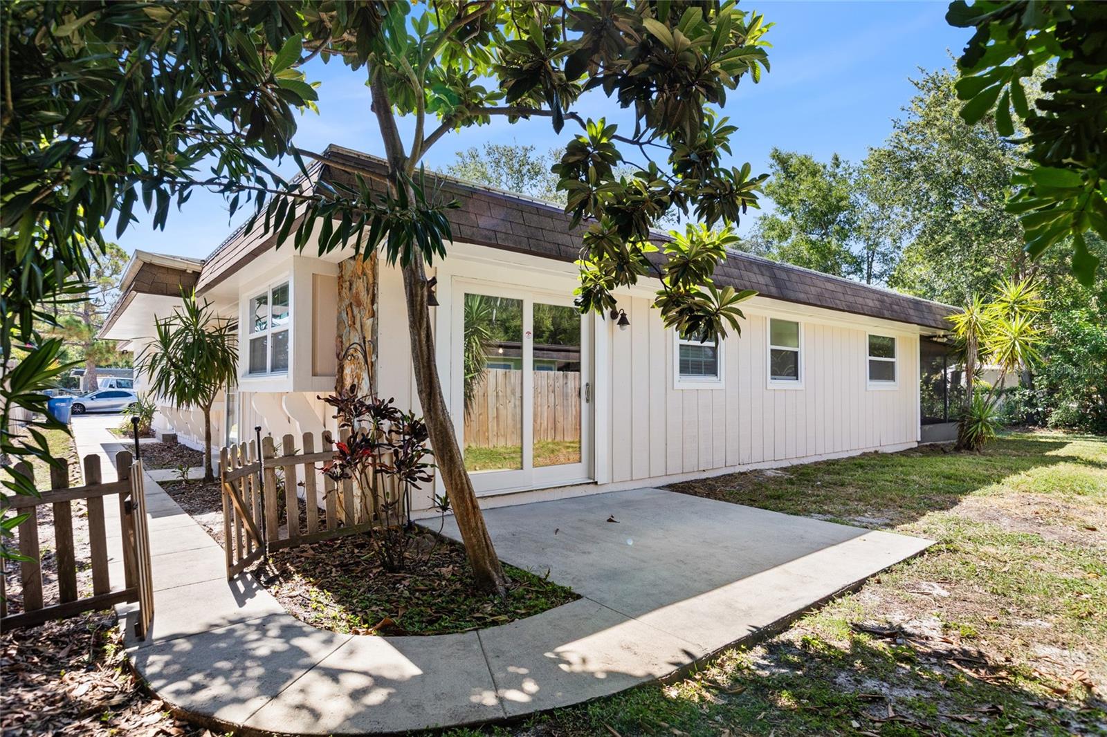 VICTORIA PARK 1ST ADD - Residential Income