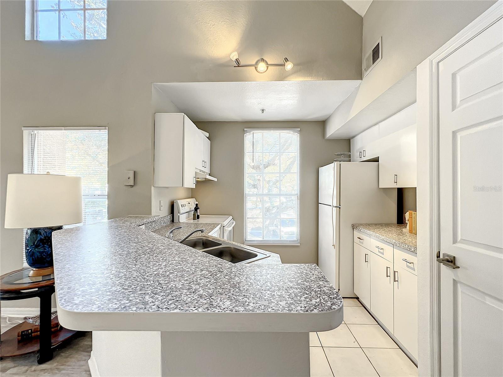 AZUR/METROWEST - Residential