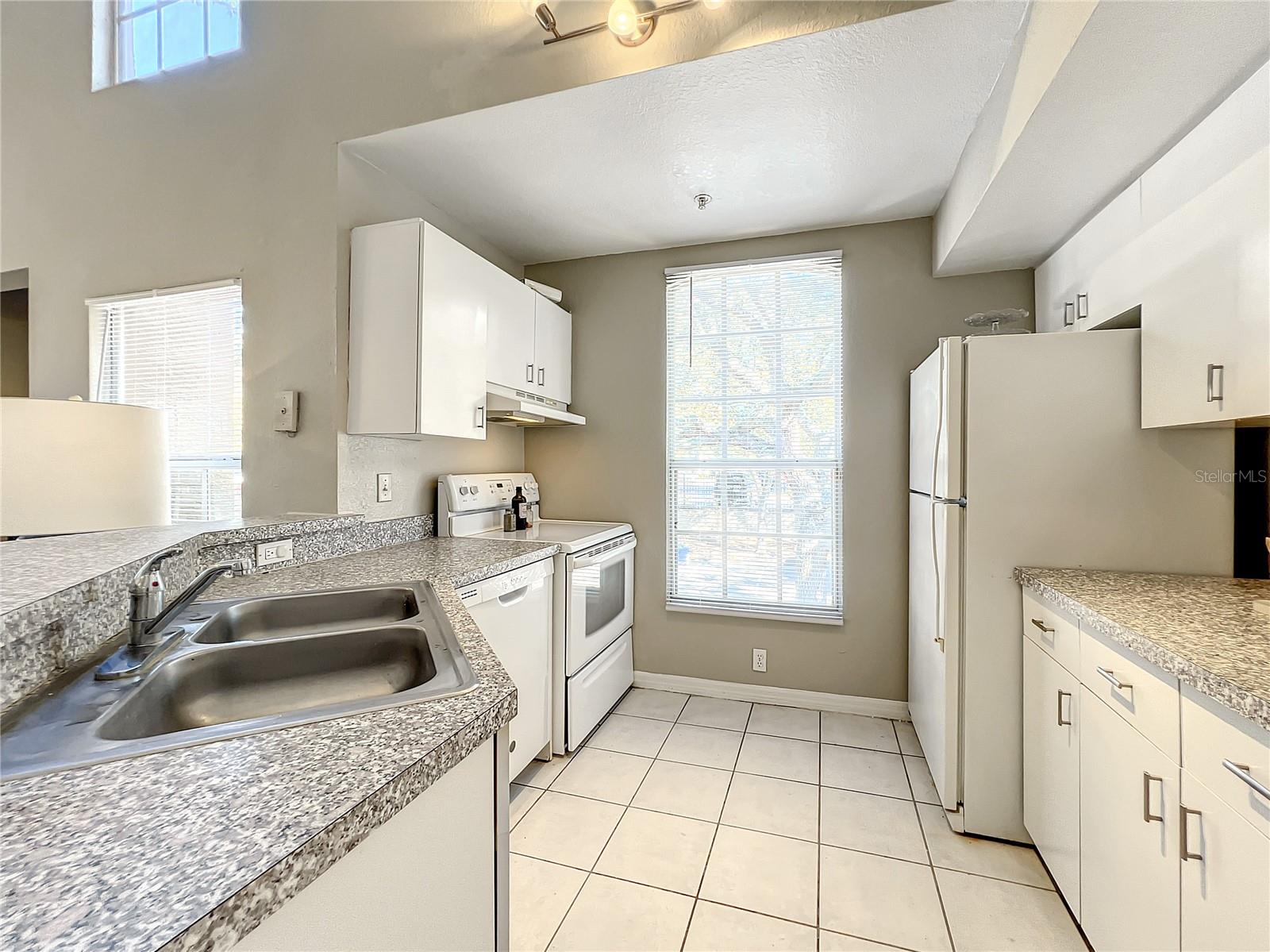 AZUR/METROWEST - Residential