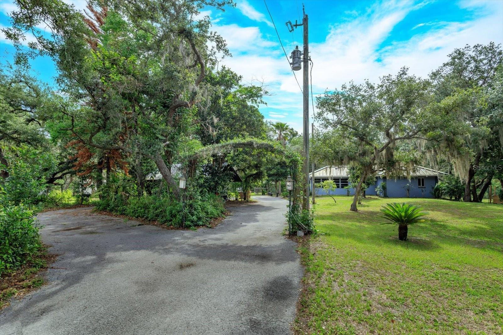 ACREAGE & UNREC - Residential