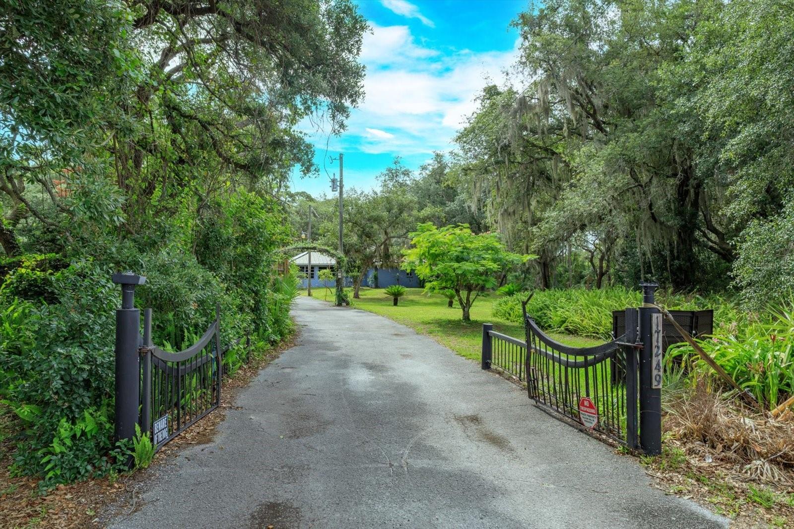 ACREAGE & UNREC - Residential