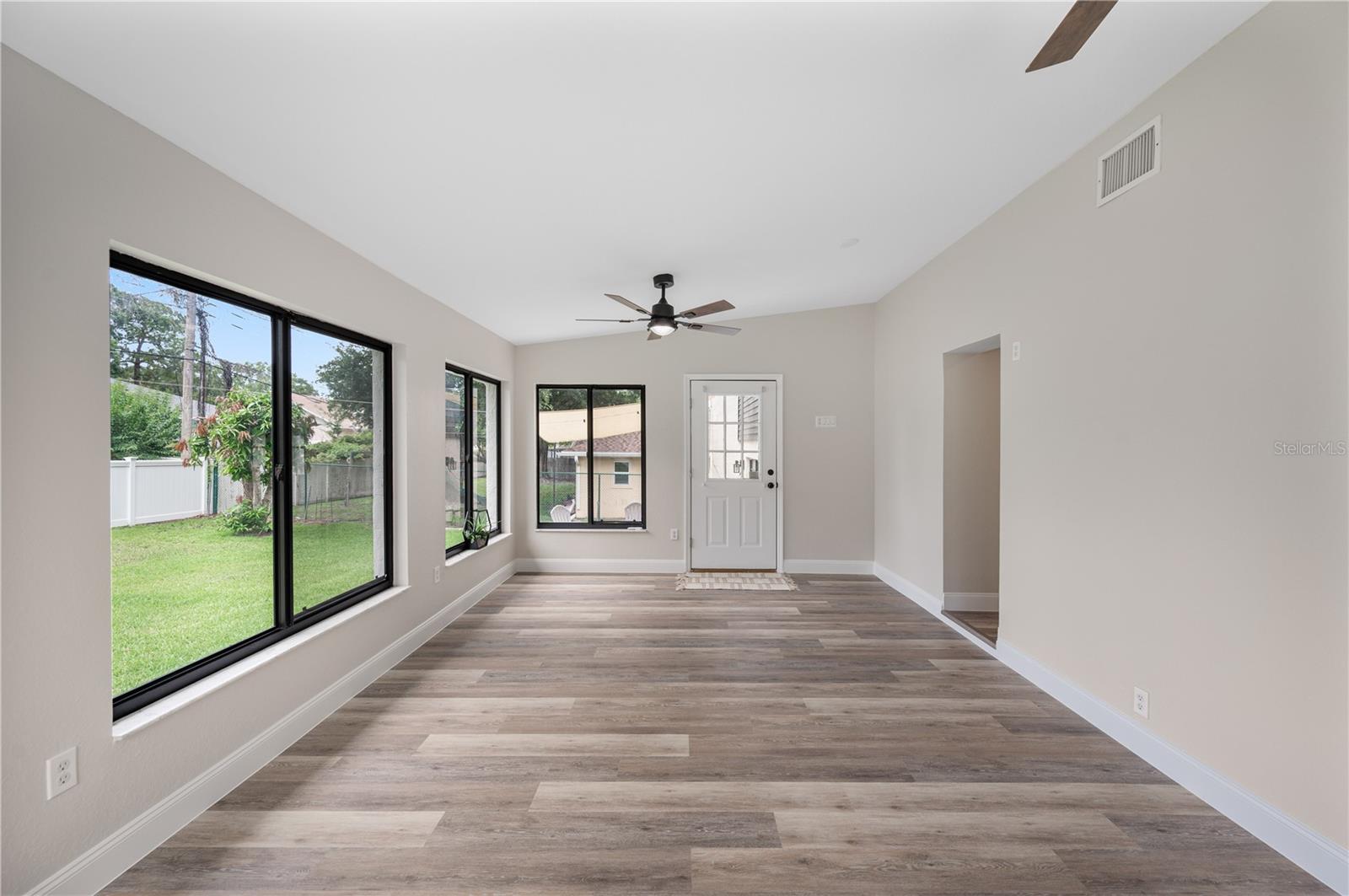 PALMORE COURT - Residential